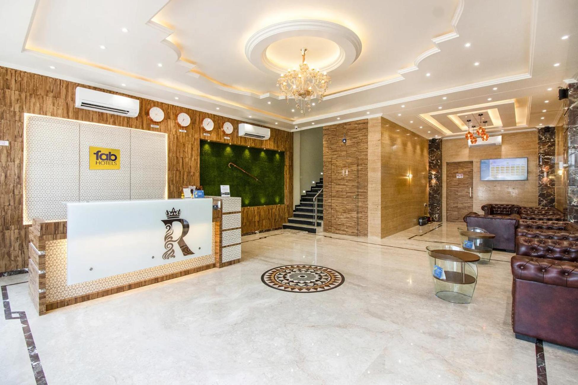 แฟ็บโฮเต็ล รัทนา Hotel นาวีมุมไบ ภายนอก รูปภาพ